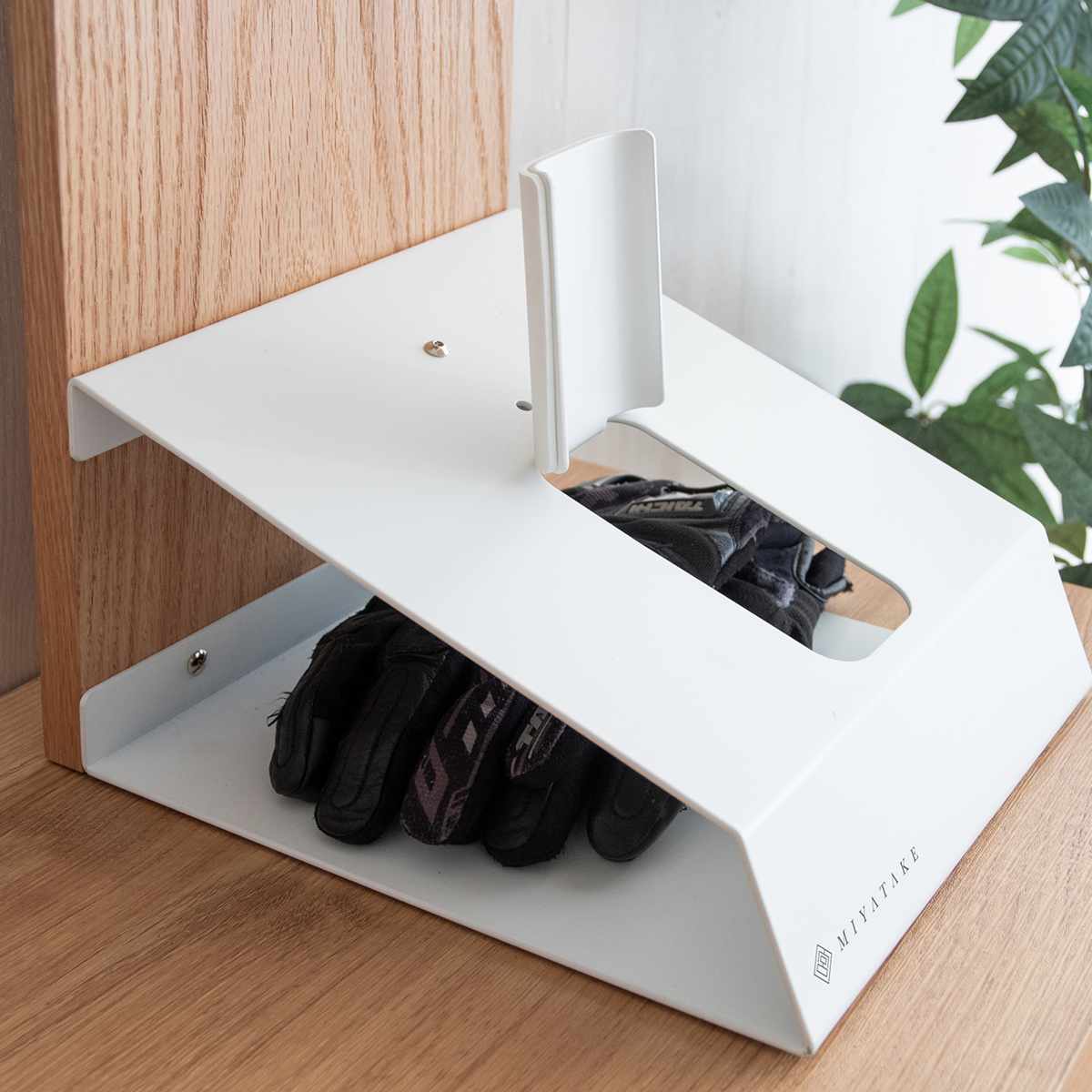 ヘルメットスタンド 幅24cm 2段 ディスプレイラック GALEA ( ディスプレイ ラック バイク ヘルメット 棚 収納 卓上 スタンド ブラック ホワイト ) 【ブラック×ブラウン】 ブラック×ブラウン