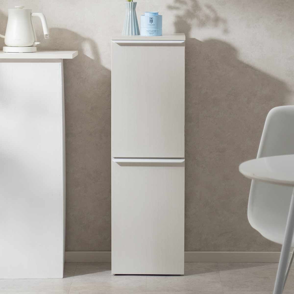 ゴミ箱 70L 2段 分別 ダストボックス NotT 木製 ( ごみ箱 70リットル 3分別 上段 20L×2 下段 30L キッチン スリム おしゃれ ゴミ箱に見えない 資源ゴミ 可燃ゴミ インテリア 家具調 木目 キャスター付き ) 【ナチュラル】 ナチュラル