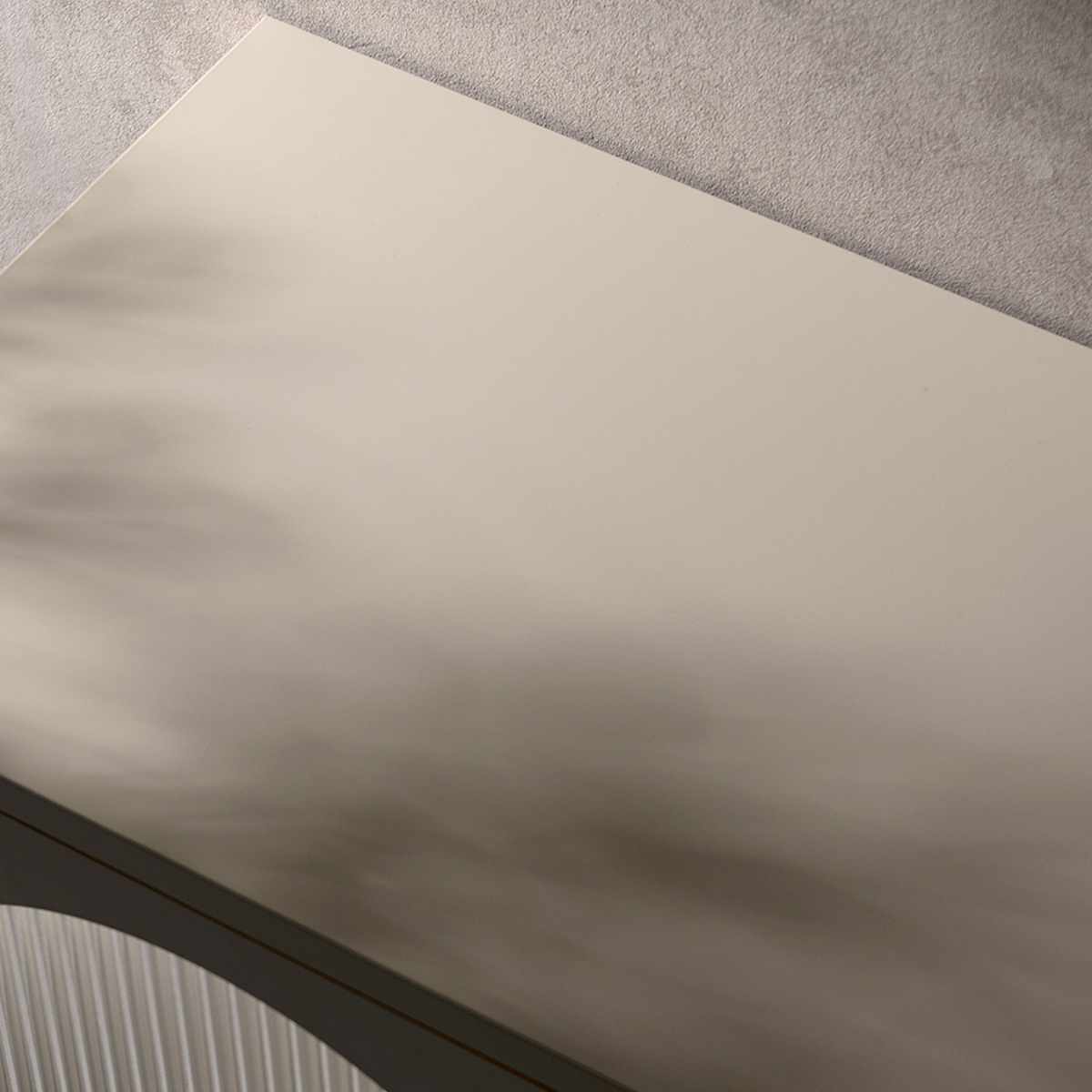 ガラスキャビネット 幅80cm Muun 可動棚 スチール 波板ガラス ( キャビネット 扉 ガラス扉 観音開き 両開き 本棚 ムーン スチールラック ラック 食器棚 飾り棚 キッチン リビング 小物収納 ガラス 透け感 ベージュ ホワイト ) 【ホワイト】 ホワイト