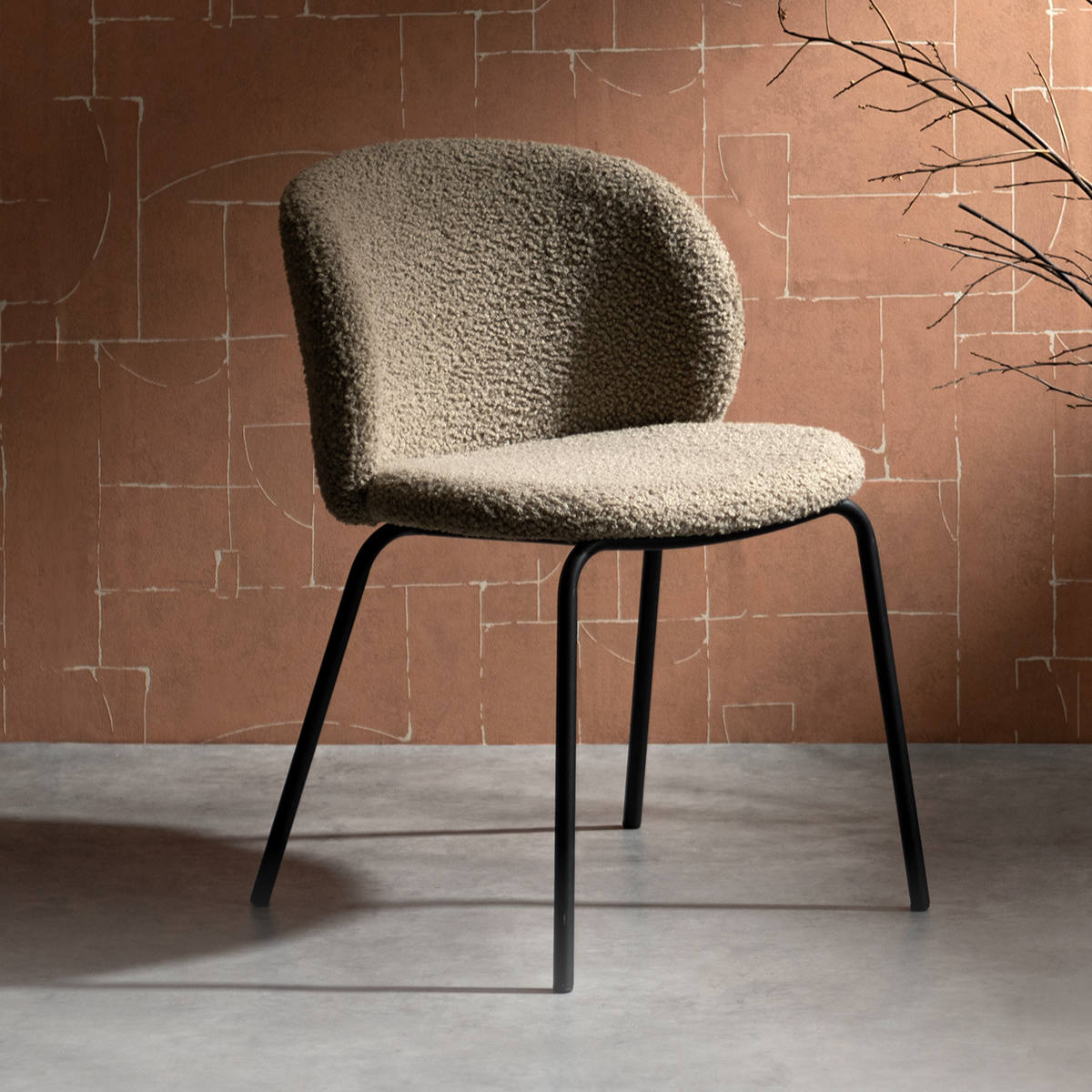 ダイニングチェア 座面高46cm 2脚セット Kerin ブークレ生地 Signature Studio ( チェア ダイニング イス 椅子 天然木 食卓椅子 肘なし アームレス ウレタン いす 食卓 リビング リビングチェア ファブリック クッション座面 ) 【ホワイト】 ホワイト