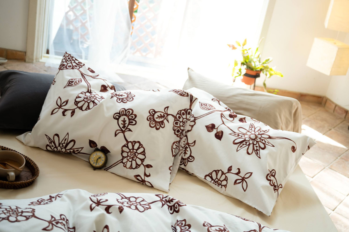 枕カバー Fab the Home 43×63cm用 エイジア 花柄 綿100% ( ピローカバー ピローケース まくらカバー ファブザホーム コットン 綿 フラワー モノトーン 丈夫 合わせ式 ) 【ネイビー】 ネイビー