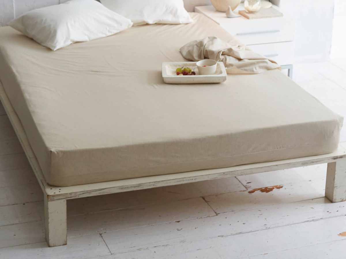 ボックスシーツ Fab the Home リネンミックス one-wash クイーン 綿麻混 ( ファブザホーム シーツ マットレス ベッド カバー 洗濯OK リネン 麻 コットン 綿 接ぎ目なし マチ30cm ゴム入 寝具 ホワイト ナチュラル ) 【ナチュラル】 ナチュラル