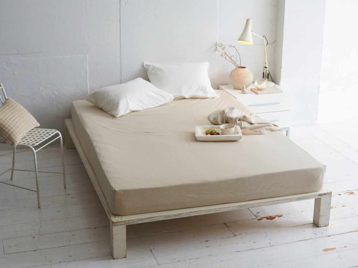 ボックスシーツ Fab the Home リネンミックス one-wash クイーン 綿麻混 ( ファブザホーム シーツ マットレス ベッド カバー 洗濯OK リネン 麻 コットン 綿 接ぎ目なし マチ30cm ゴム入 寝具 ホワイト ナチュラル ) 【ナチュラル】 ナチュラル