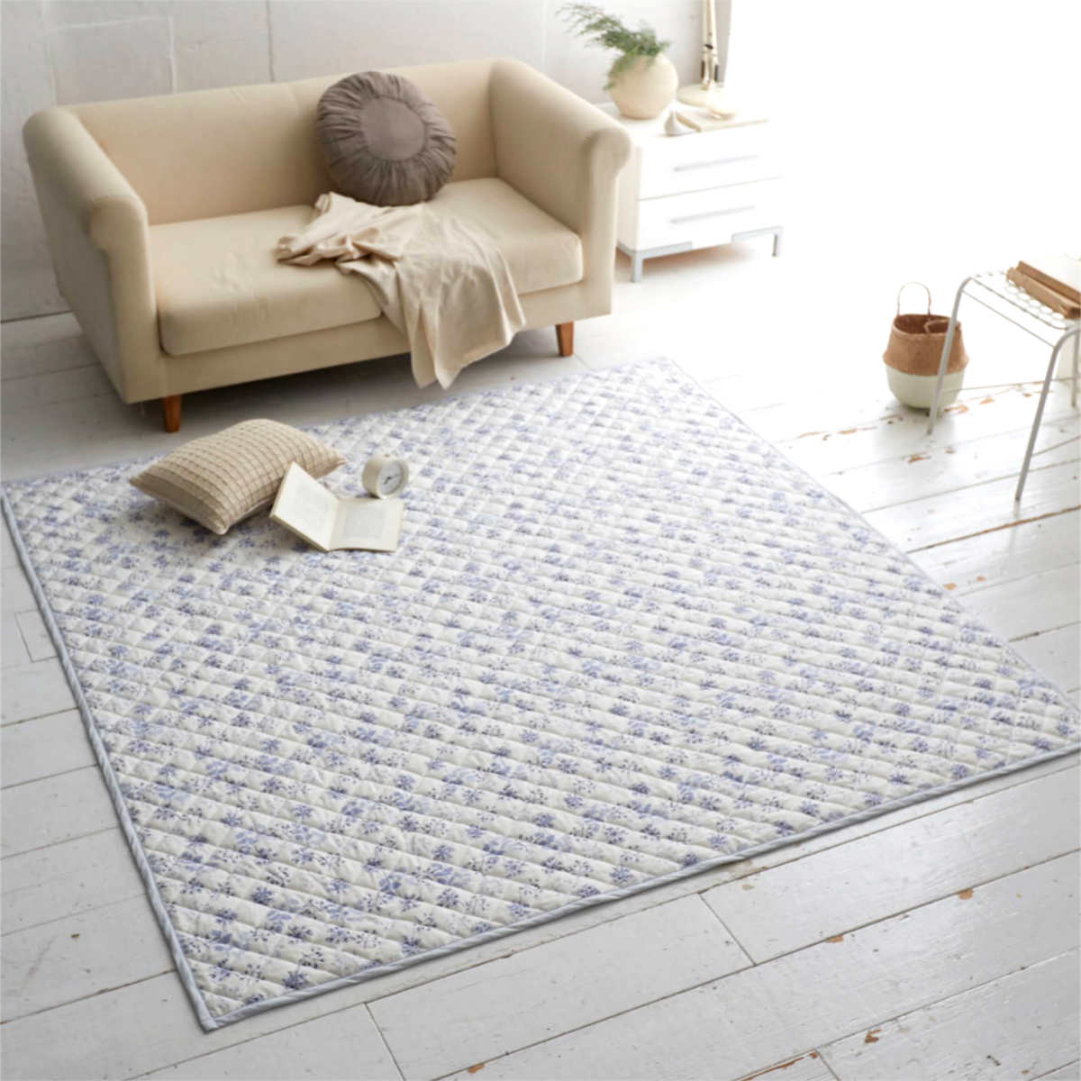 ラグ Fab the Home 190×190cm ハーベスト 洗える ( ラグマット カーペット 絨毯 アクセントラグ マット キルトラグ キルティング ホットカーペット 床暖 対応 洗濯できる インテリア 小花柄 花柄 ) 【ブルー】 ブルー