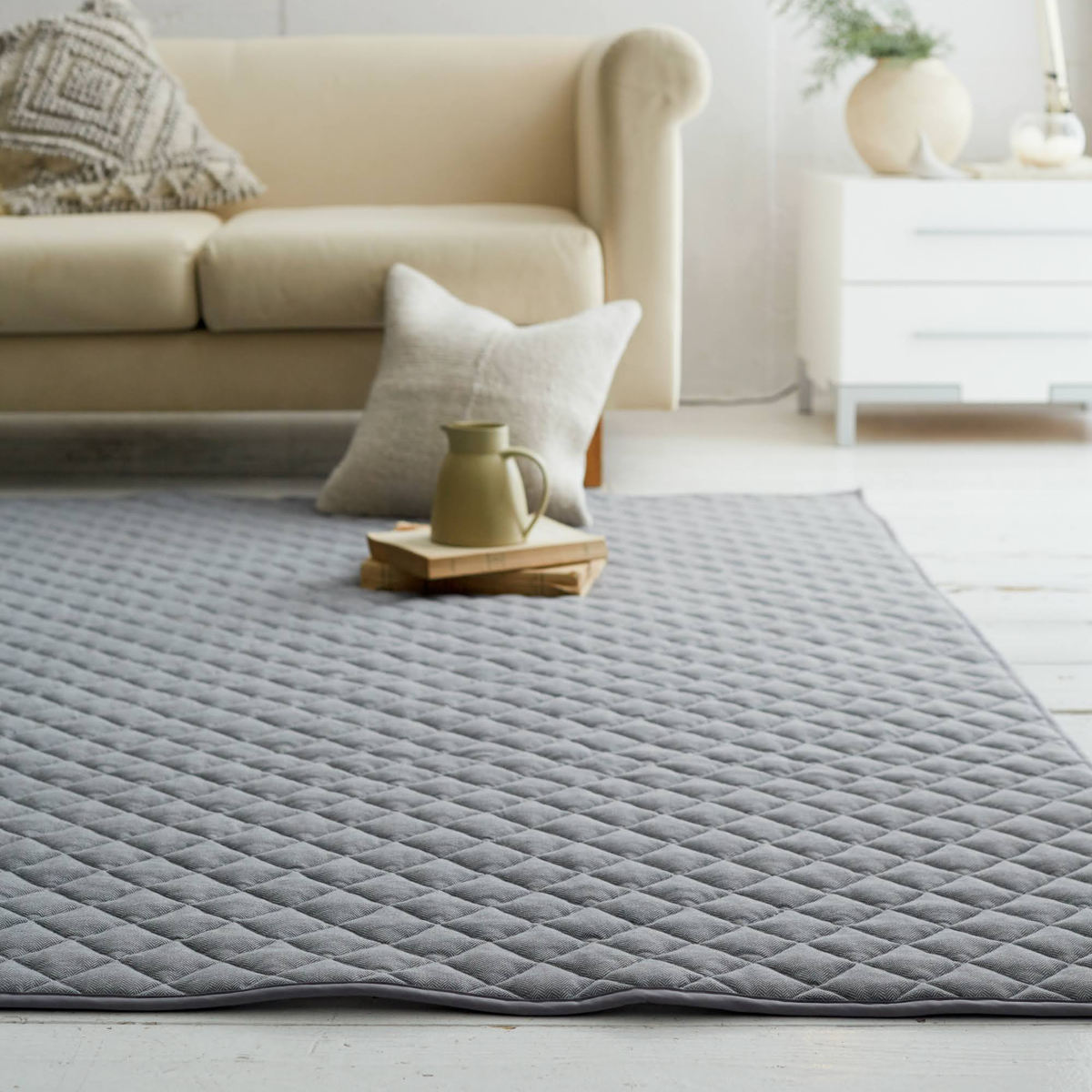 ラグ Fab the Home 190×190cm ヘリンボーンニット 洗える ( ラグマット カーペット 絨毯 アクセントラグ マット キルトラグ キルティング ホットカーペット 床暖 対応 洗濯できる インテリア ヘリンボーン ) 【フェザーグレイ】 フェザーグレイ