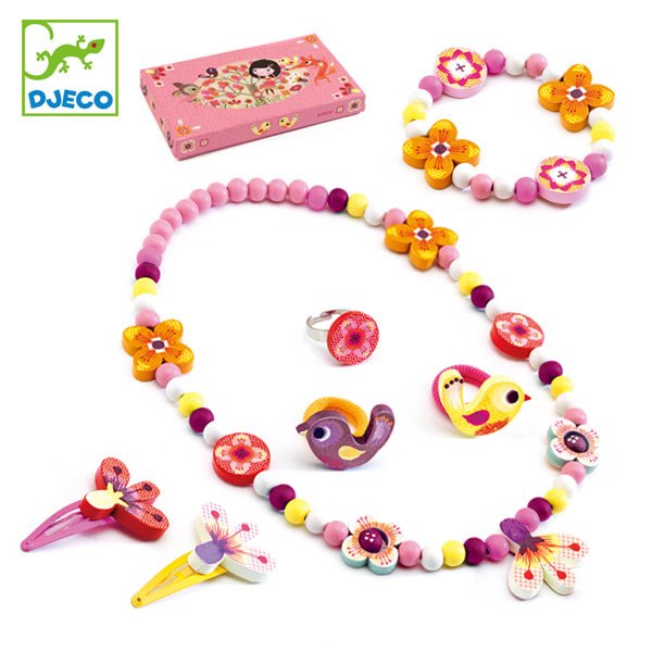 Dショッピング アクセサリーセット 女の子 ウッドフラワー おもちゃ ジェコ 完成品 Djeco 子ども アクセサリー キッズ ビーズ 木製 アクセ ネックレス ブレスレット リング 子供用ネックレス カテゴリ ベビー用おもちゃ その他の販売できる商品 リビングート