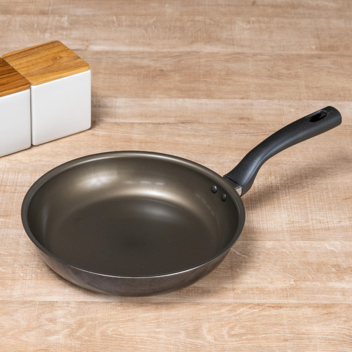 フライパン 26cm ガス火専用 ディケイド スピンコート ( ガス火対応 炒め鍋 いため鍋 金属ヘラOK ふっ素加工 26センチ フッ素コーティング アルミ製 こびりつかない 焦げ付かない 軽量 調理用品 )