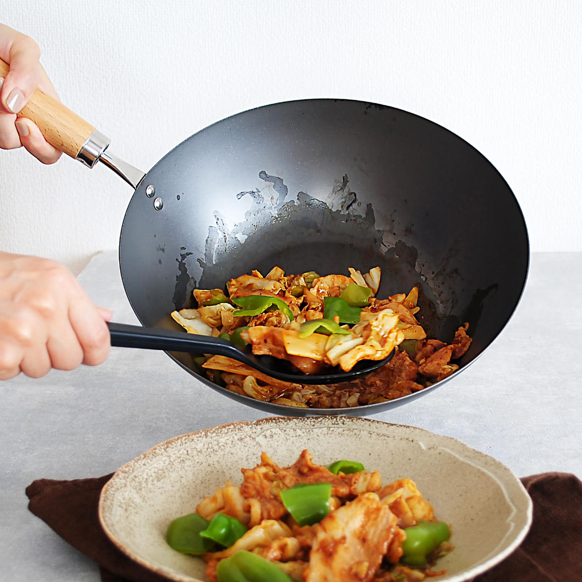 中華鍋 27cm IH対応 ロクサン 63 Tsubame 窒化鉄フライパン 日本製 ( ガス火対応 フライパン 鉄のフライパン 片手鍋 調理器具 鉄製 鉄製フライパン 鉄製調理器具 いため鍋 炒め鍋 調理用品 鉄鍋 油ならし不要 空焼き不要 )