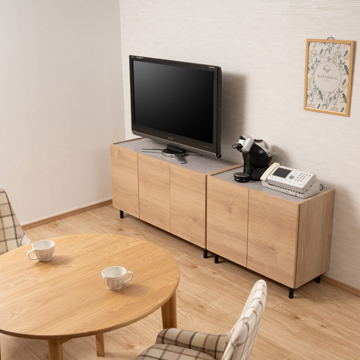 脚付きキャビネット 幅80cm 可動棚 日本製 完成品 ( キャビネット 棚 ラック 収納 ルーター収納 A4対応 リビング収納 テレビボード 食器棚 配線穴 脚付 北欧 モダン ) 【北欧】 北欧