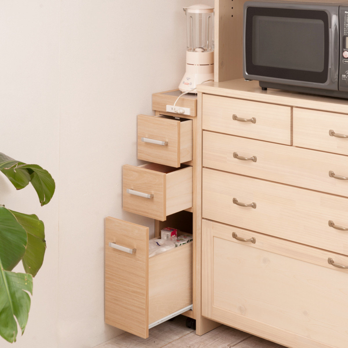 スリムキッチンワゴン 幅20cm ステンレス天板 2口コンセント 日本製 完成品 ( Sinker キッチンワゴン スリム 隙間収納 キャスター付 ワゴン スリムタイプ 作業台 コンセント付 引出し ナチュラル ホワイト ) 【ナチュラル】 ナチュラル