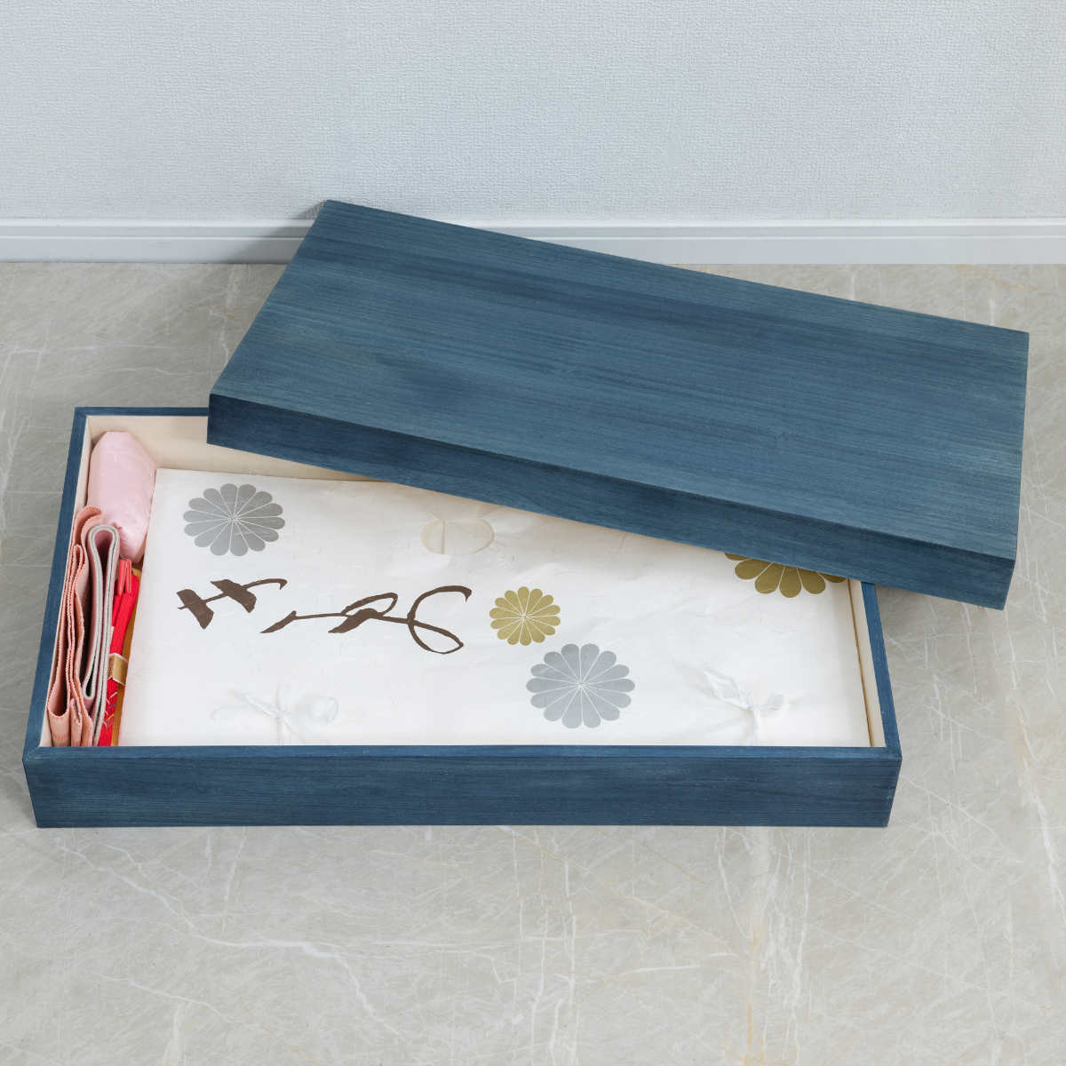 桐 衣装ケース 幅74cm 藍染め デニム 日本製 ( 桐箱 天然木 藍 インディゴ ブルー 着物収納 防虫 防湿 1段 桐衣装箱 軽量 たとう紙 帯 収納ケース 青 キリ )