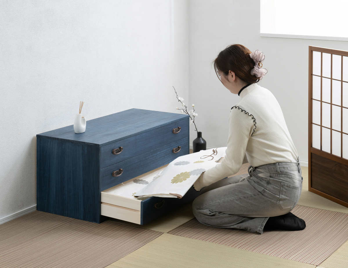 桐タンス 幅98.5cm 3段 藍染め デニム 日本製 ( 桐チェスト 桐箱 天然木 藍 インディゴ ブルー 着物収納 防虫 防湿 三段 桐衣装箱 軽量 たとう紙 帯 桐たんす 箪笥 青 キリ )