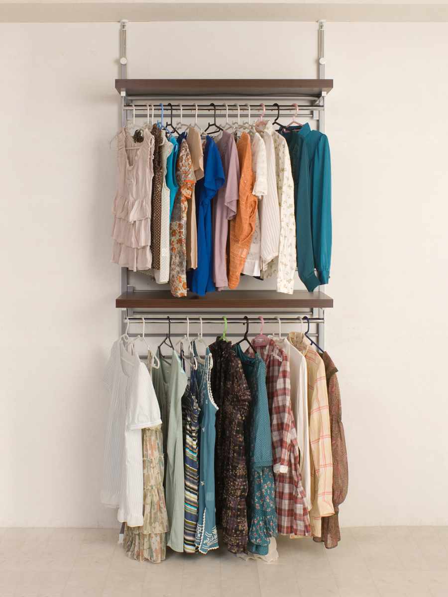 突っ張りラダーハンガー93cmブレザー ( 突っ張り ラック 壁面収納 突っ張りラック 突っ張りハンガーラック ウォールラック 小物掛け すき間 壁面 収納 壁面ラック 衣類収納 洋服掛け コートハンガー パイプハンガー 棚板付 ) 【ホワイト】 ホワイト