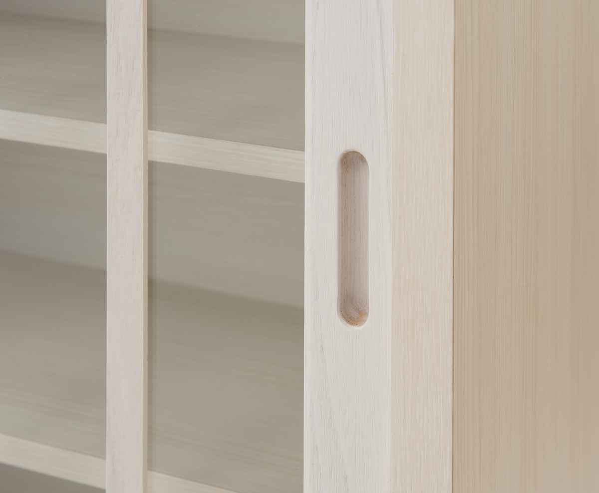 キャビネット 幅90.5cm ガラス引き戸 縦格子 和モダン調 日本製 完成品 ( 棚 ラック 収納チェスト 収納 格子 引き戸 天然木 桐 木製 家具 食器棚 可動棚 ホワイト ブラウン おしゃれ ) 【ホワイト】 ホワイト