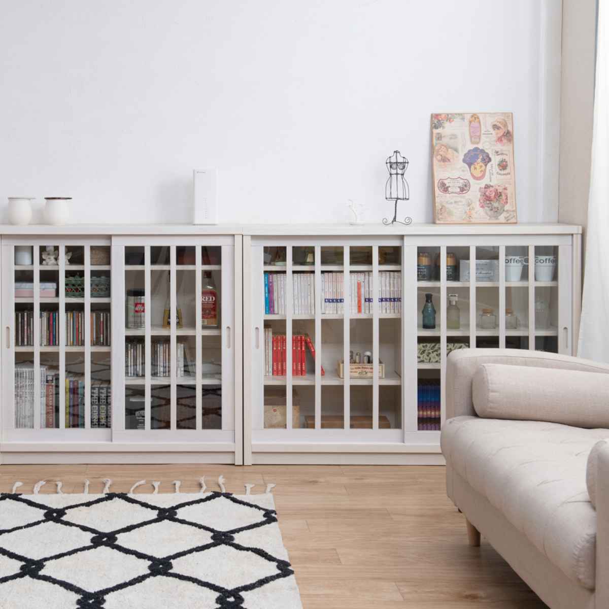 キャビネット 幅120.5cm ガラス引き戸 縦格子 和モダン調 日本製 完成品 ( 棚 ラック 収納チェスト 収納 格子 引き戸 天然木 桐 木製 家具 食器棚 可動棚 ホワイト ブラウン おしゃれ ) 【ホワイト】 ホワイト