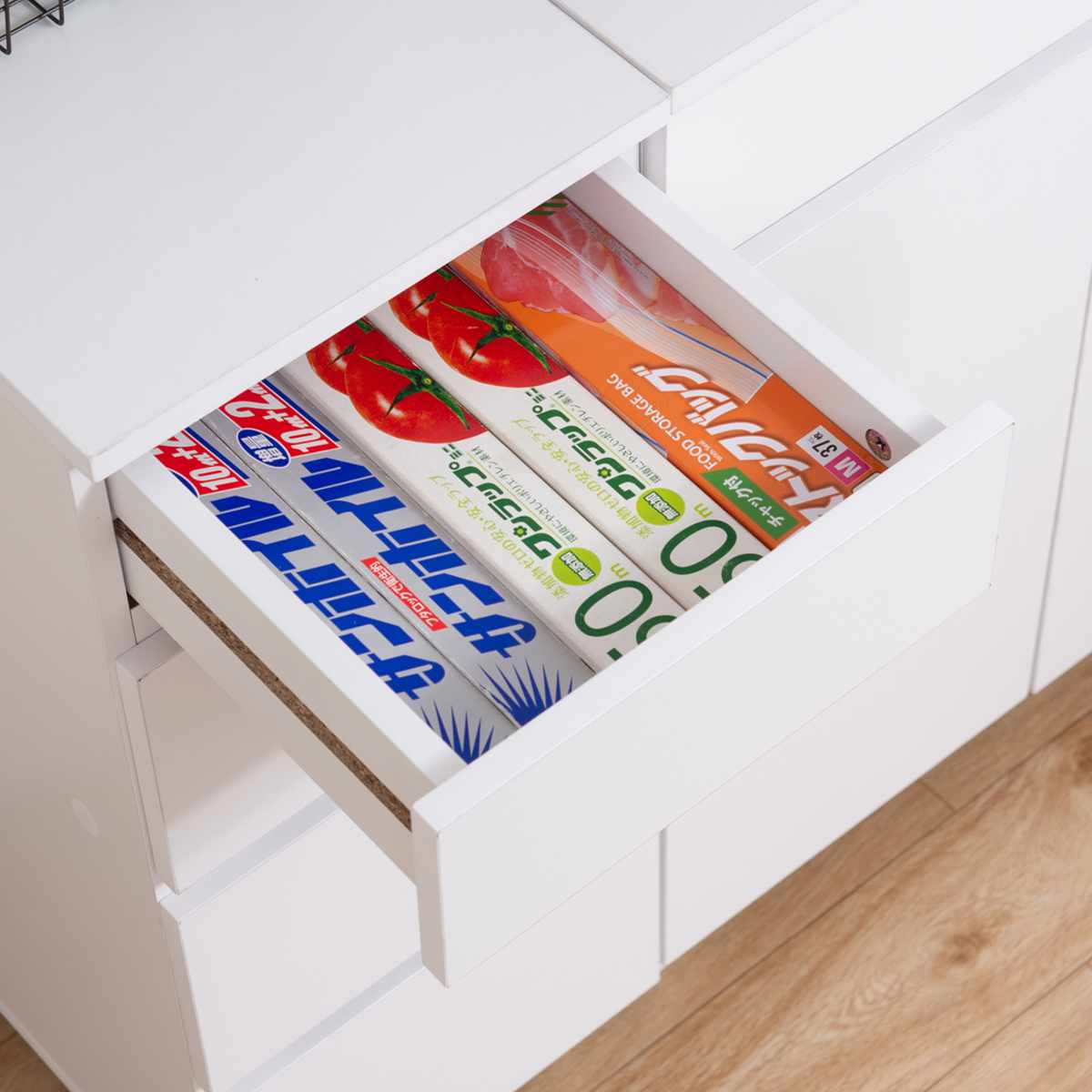 スリムチェスト 幅30cm 4段 ホワイトリビング ( チェスト 棚 ラック 収納 家具 ディスプレイ 引き出し 4杯 サイドボード サイドチェスト リビング収納 シェルフ 引出し ホワイト )