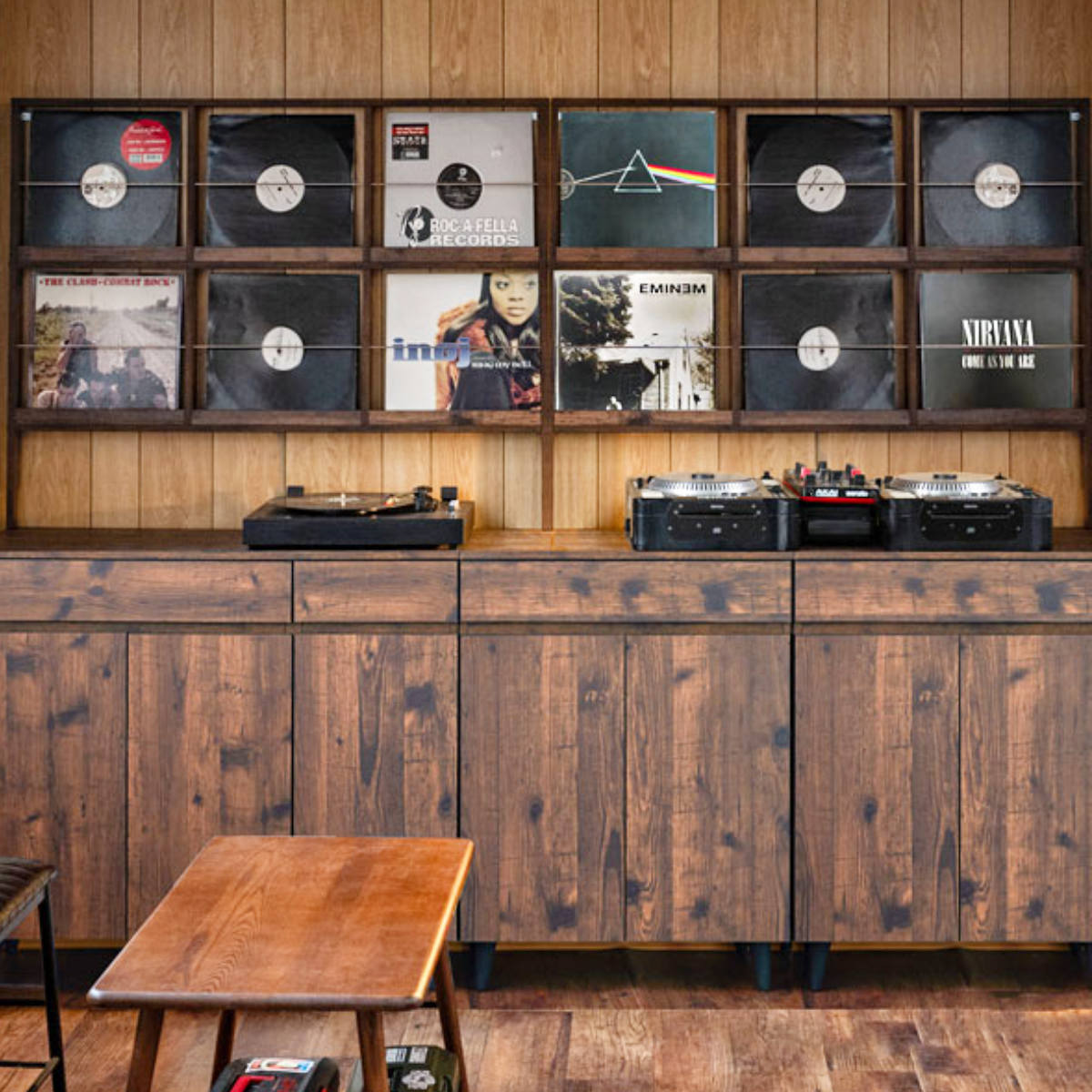 壁面レコードラック 幅111cm 6マス ブラウン ( レコードラック 壁面 ラック 棚 ディスプレイ 収納 飾り棚 壁面収納 Arizona レコード収納 省スペース )