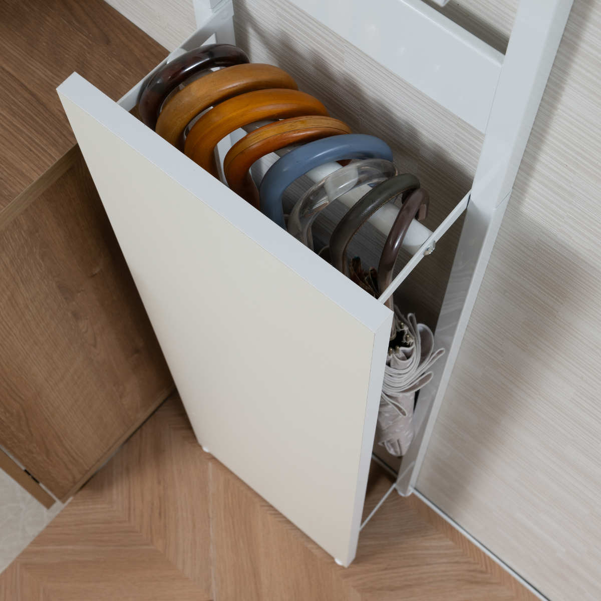 突っ張り 玄関収納 ラダーラック 幅30cm 傘立て ( 大理石調 ホワイト アンブレラスタンド スリム コンパクト 玄関 小物収納 レインスタンド 収納 傘 省スペース つっぱり おしゃれ ) 【ホワイト】 ホワイト