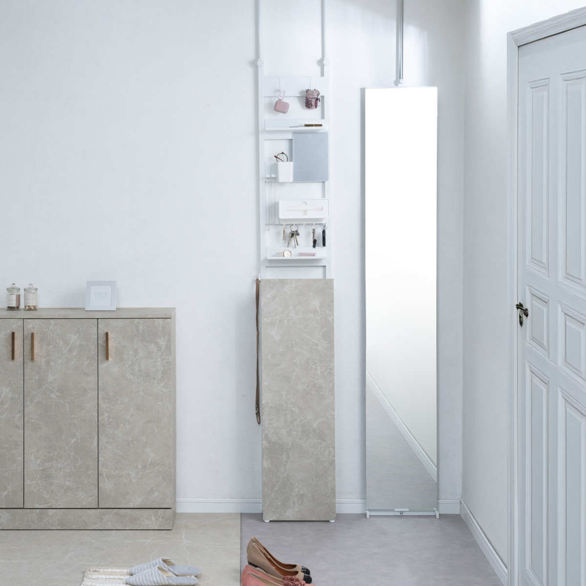 突っ張り 玄関収納 ラダーラック 幅30cm 傘立て ( 大理石調 ホワイト アンブレラスタンド スリム コンパクト 玄関 小物収納 レインスタンド 収納 傘 省スペース つっぱり おしゃれ ) 【ホワイト】 ホワイト