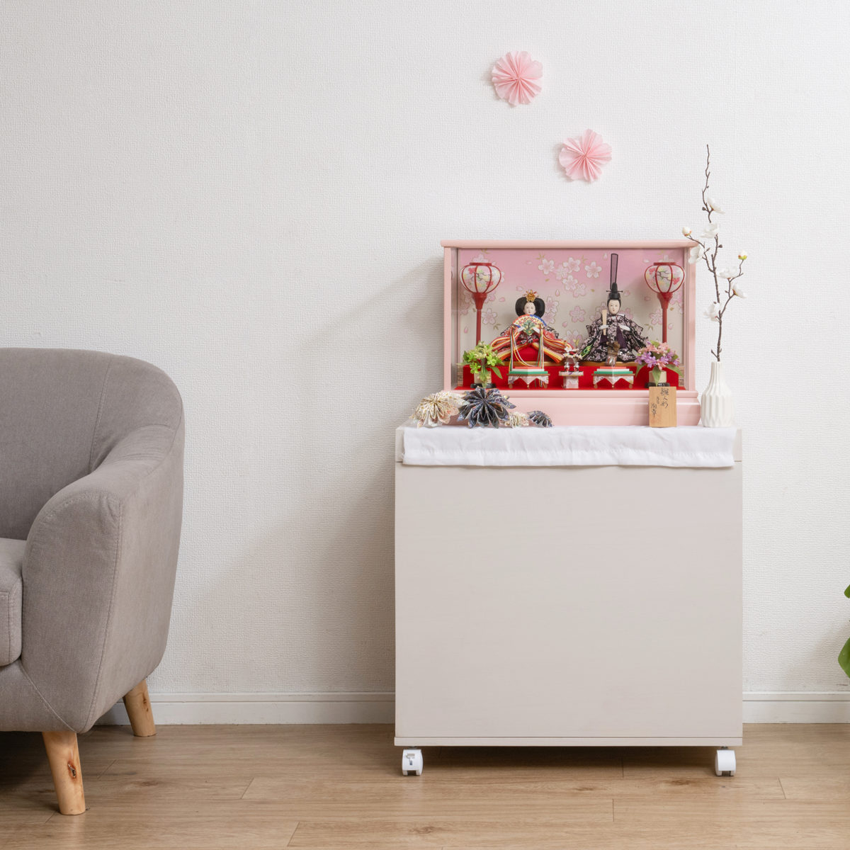 桐収納 雛人形ケース 幅35.5cm 1段 高さ60.5cm キャスター付き すのこ付き ( 飾り台 人形ケース 桐製 桐箱 完成品 防虫 防湿 スノコ ひな人形 収納ケース 保管 ピンク ホワイト 棚 ラック 国産 飾り棚 ) 【ピンク】 ピンク