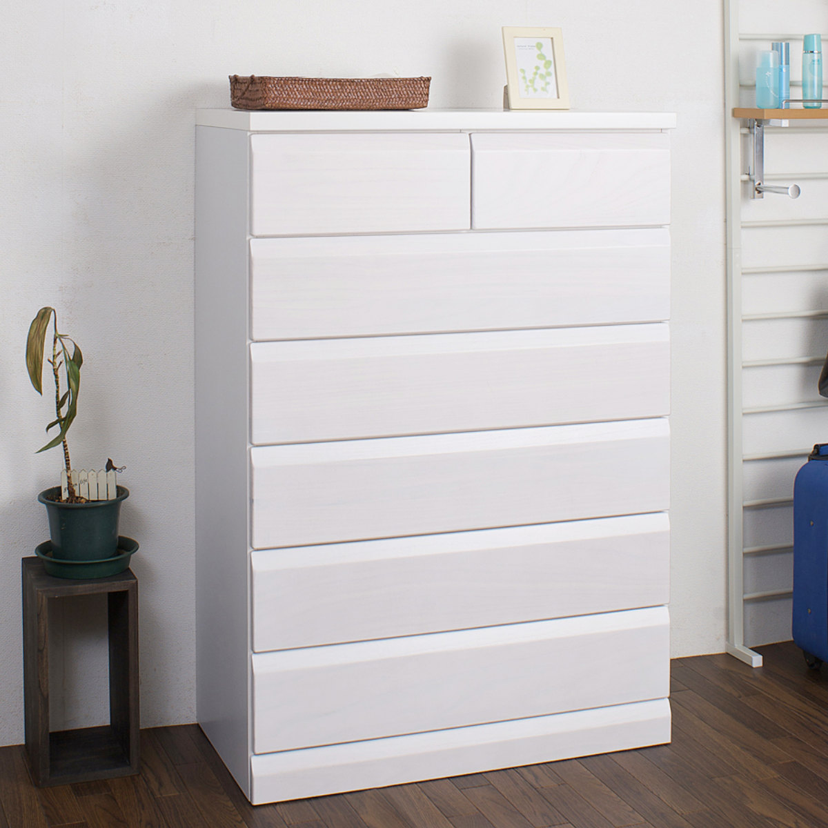 チェスト 4段 5段 6段 7段 桐製 洋タンス 幅60cm 幅80cm 98cm 119cm スライドレール付き 完成品 日本製 ( 木製 タンス 桐たんす 桐チェスト 国産 桐 引出し 整理タンス 衣類収納 箪笥 シンプル 和室 洋室 衣装ケース ) 【ホワイト 4段(幅119cm)】 ホワイト 4段(幅119cm)