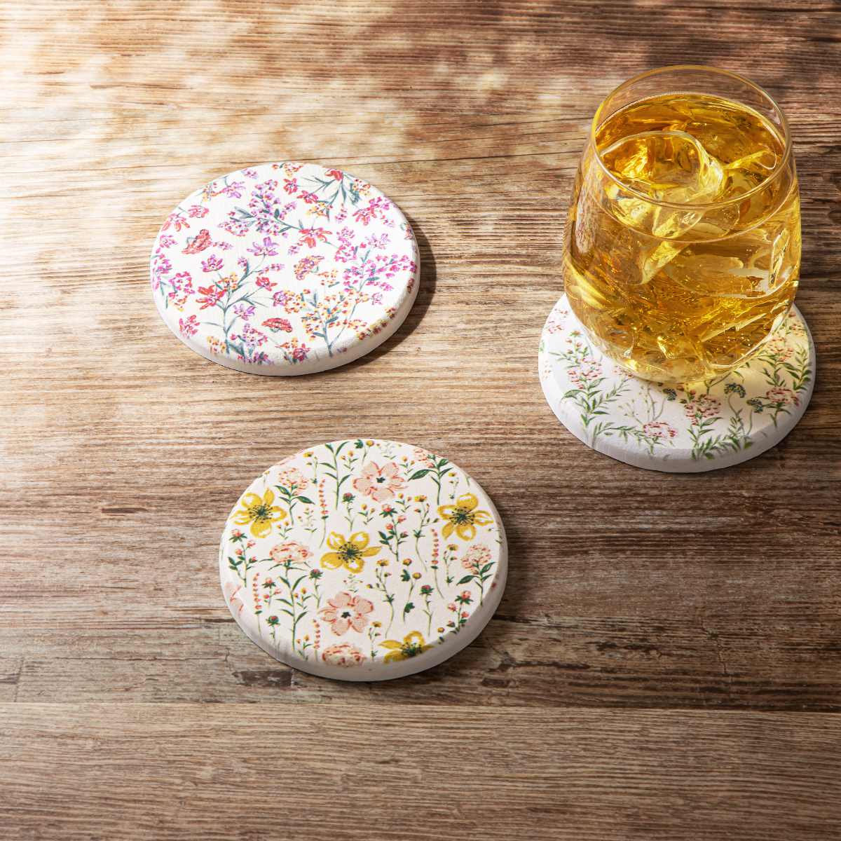 &NE ラバストーンコースター プリント ( 溶岩石 コースター ノンアスベスト アスベスト不使用 茶たく 茶托 グラスマット 丸 9cm 吸水 速乾 清潔 かわいい おしゃれ シンプル 無地 グラデ 花柄 大理石 テーブルウェア ) 【グラデイエロー】 グラデイエロー