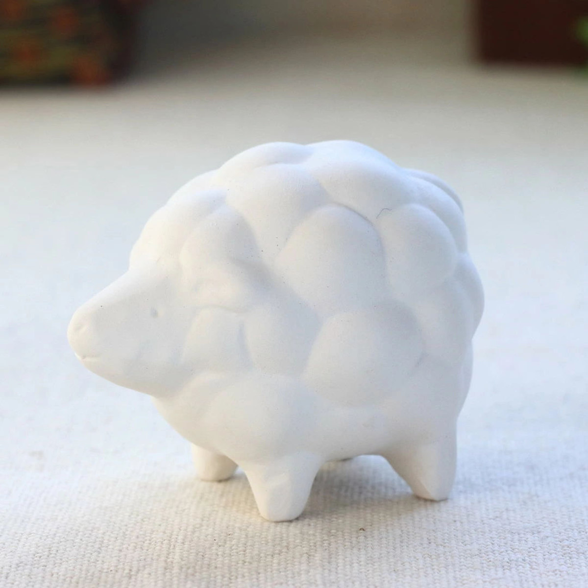 アロマストーン ほっこり動物 動物 陶器 ( アロマ アロマオイル 石 芳香剤 かわいい 置き物 インテリア 日本製 どうぶつ 自然気化 ルームフレグランス フレグランス 香り 玄関 シンプル ギフト 雑貨 ) 【シロクマ】 シロクマ