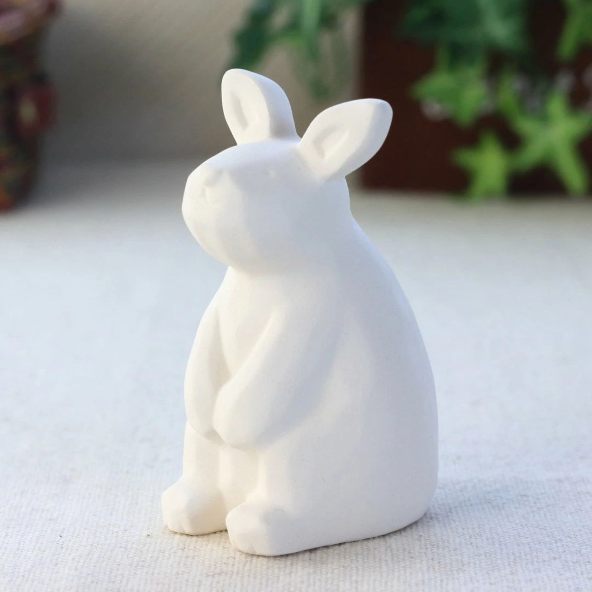 アロマストーン ほっこり動物 動物 陶器 ( アロマ アロマオイル 石 芳香剤 かわいい 置き物 インテリア 日本製 どうぶつ 自然気化 ルームフレグランス フレグランス 香り 玄関 シンプル ギフト 雑貨 ) 【シロクマ】 シロクマ