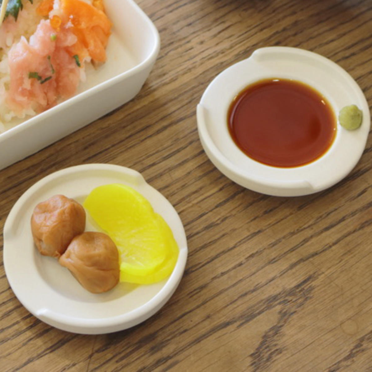 ルラーレ 箸置き小皿 クリーム ( 食洗機対応 電子レンジ対応 箸置 箸おき はし置き はしおき 薬味皿 醤油皿 豆皿 スタッキング コンパクト 薬味 醤油 ソース お漬物 箸 置き シンプル ) 【ブラック】 ブラック