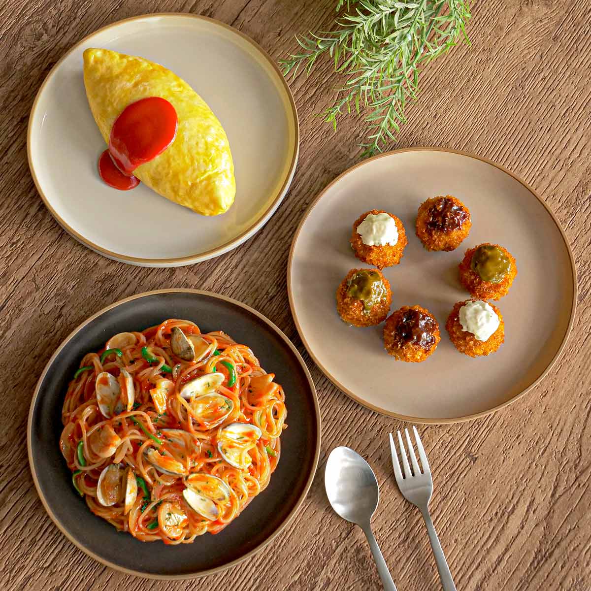 皿 ペトリー 大皿 ( 食洗機対応 電子レンジ対応 中皿 取り皿 日本製 お皿 プレート 取皿 パン皿 ライス皿 おかず メイン皿 パスタ ピラフ スタッキング おしゃれ シンプル ) 【ブラック】 ブラック