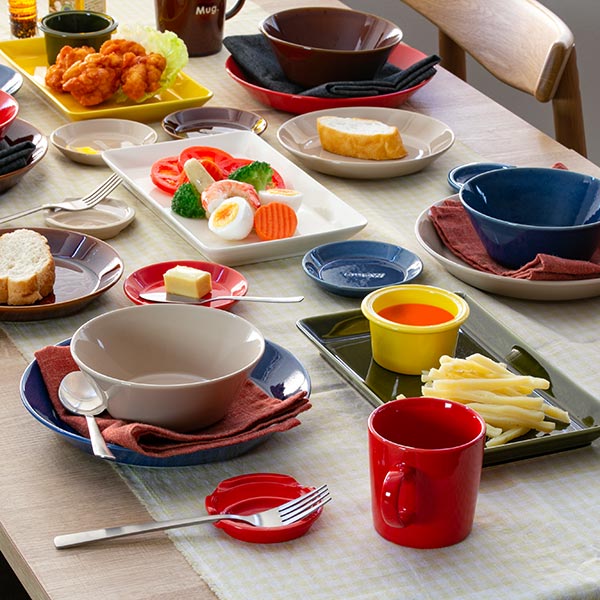 皿 ファンレスト 小皿 ( 電子レンジ対応 食洗機対応 陶器 磁器 日本製 お皿 プレート 10.5cm おしゃれ かわいい 取り皿 取皿 取り分け皿 菓子皿 デザート スイーツ ) 【モカ】 モカ