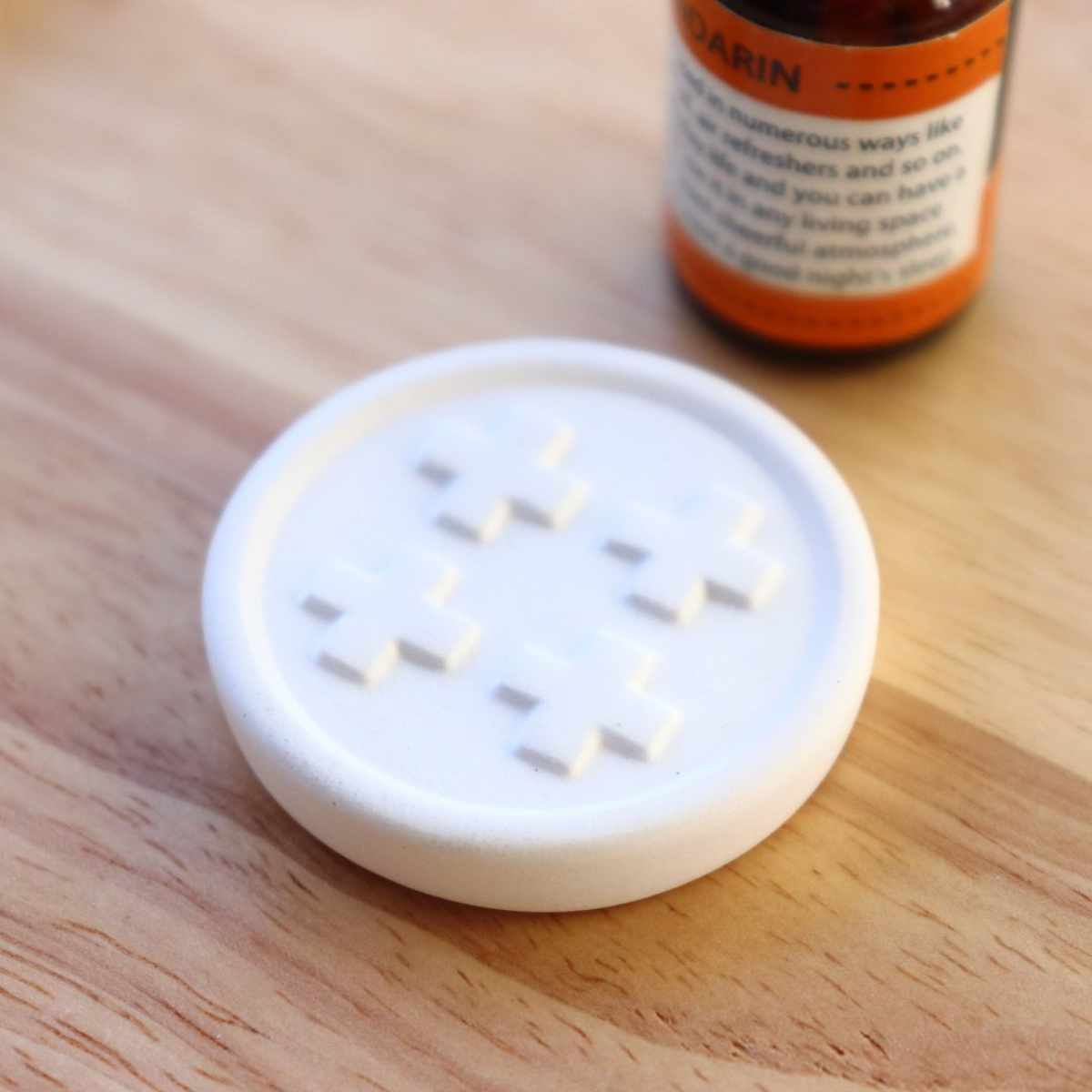 アロマストーン ペコット 陶器 ( アロマ アロマオイル 石 芳香剤 かわいい 置き物 インテリア 日本製 自然気化 ルームフレグランス フレグランス 香り 玄関 シンプル ギフト 雑貨 ) 【ペケタン】 ペケタン