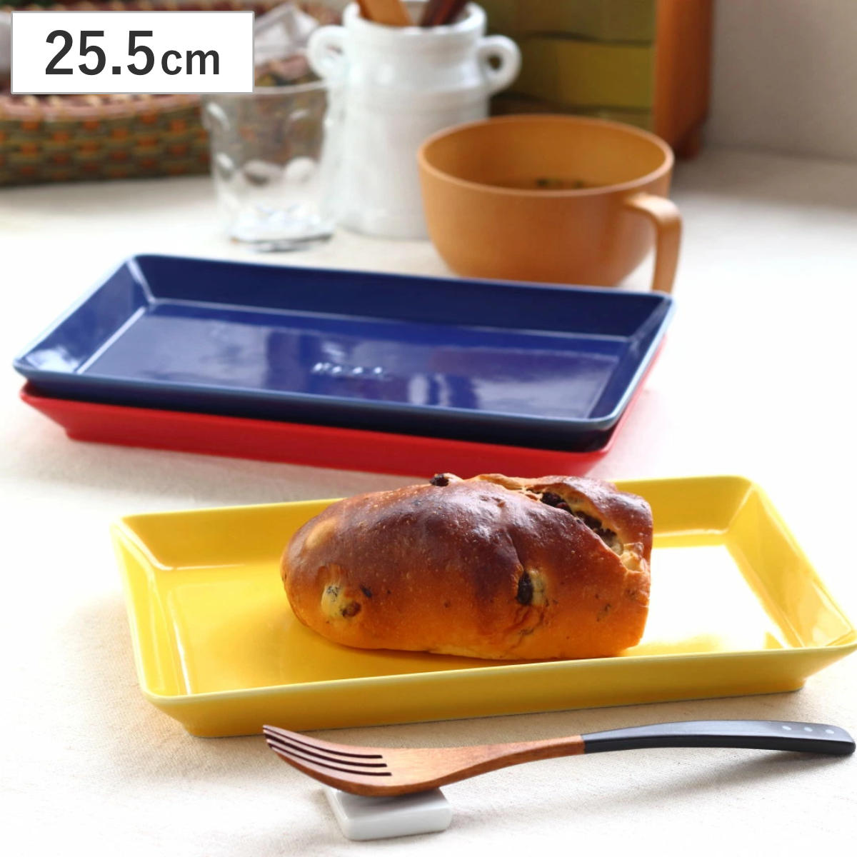 プレート 皿 ファンレスト 長角 （ 磁器 瀬戸焼 電子レンジ対応 食洗機対応 おしゃれ 日本製 お皿 スタッキング 積み重ね 長方形 四角 中皿 取り皿 食器 ） 【レッド】