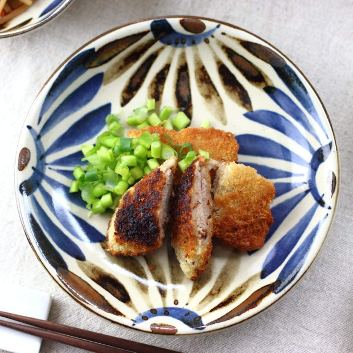 皿 民彩はな絵 中皿 20cm 日本製 ( 磁器 美濃焼 プレート お皿 電子レンジ対応 食洗機対応 食器 おしゃれ かわいい )