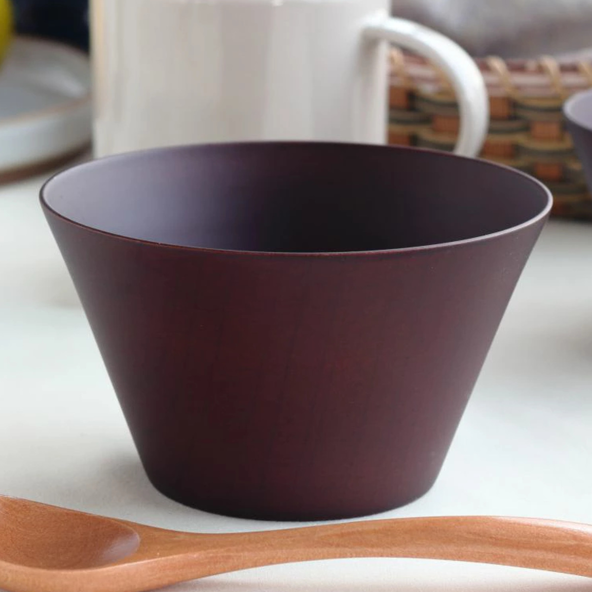 汁椀 切り出し天然木椀 ウッドボール M ダークブラウン ( 11.7cm 350ml 天然木 木製 食洗機対応 サラダボウル スープ ボウル うつわ 器 食器 北欧 カフェ風 おしゃれ シンプル )