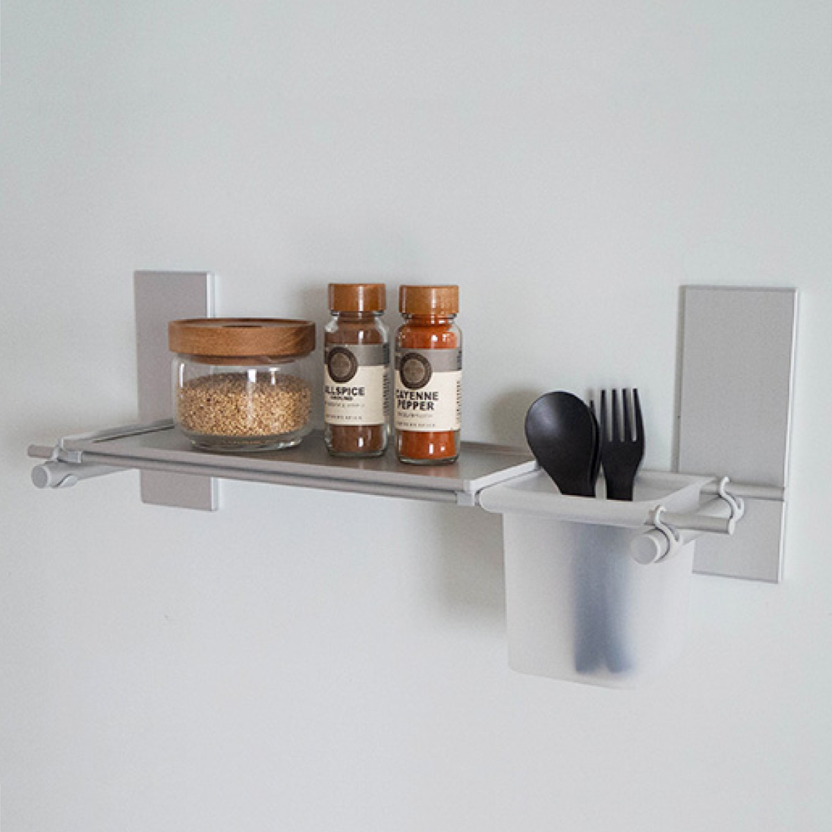 マグネット 収納 BLAVO ポケット トレイ セット ブラボ ( 調味料ラック スパイスラック 磁石 小物トレー ホルダー カトラリーポケット 調味料スタンド 調味料収納 ボトルラック スパイス収納 壁面収納 壁掛け ) 【ホワイト】 ホワイト