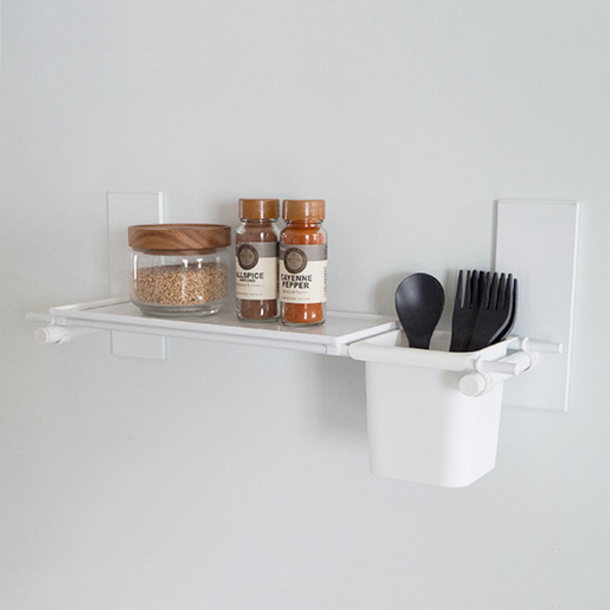 マグネット 収納 BLAVO ポケット トレイ セット ブラボ ( 調味料ラック スパイスラック 磁石 小物トレー ホルダー カトラリーポケット 調味料スタンド 調味料収納 ボトルラック スパイス収納 壁面収納 壁掛け ) 【ホワイト】 ホワイト