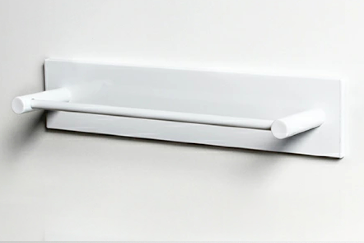 タオルハンガー マグネット ショートタイプ 幅30cm BLAVO ブラボ ( タオル掛け タオルバー ふきん掛け バー 磁石 タオルホルダー 冷蔵庫 洗面所 洗濯機 横 サイド キッチン キッチン収納 壁面収納 壁掛け ) 【ホワイト】 ホワイト