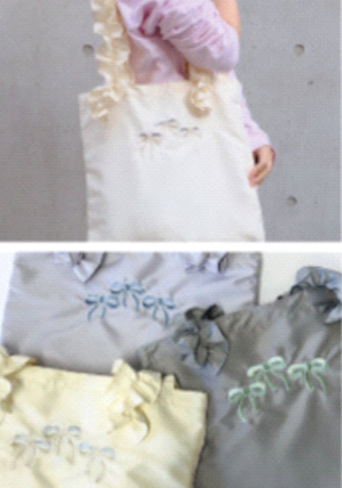 バッグ リボン フリル トートバッグ A4サイズ対応 ( トートバック A4 トート 手提げバッグ かばん 鞄 肩掛け ポケット付き レディース 大人 刺繍 かわいい おしゃれ プレゼント 雑貨 通勤 通学 買い物 大容量 ) 【ブルー】 ブルー