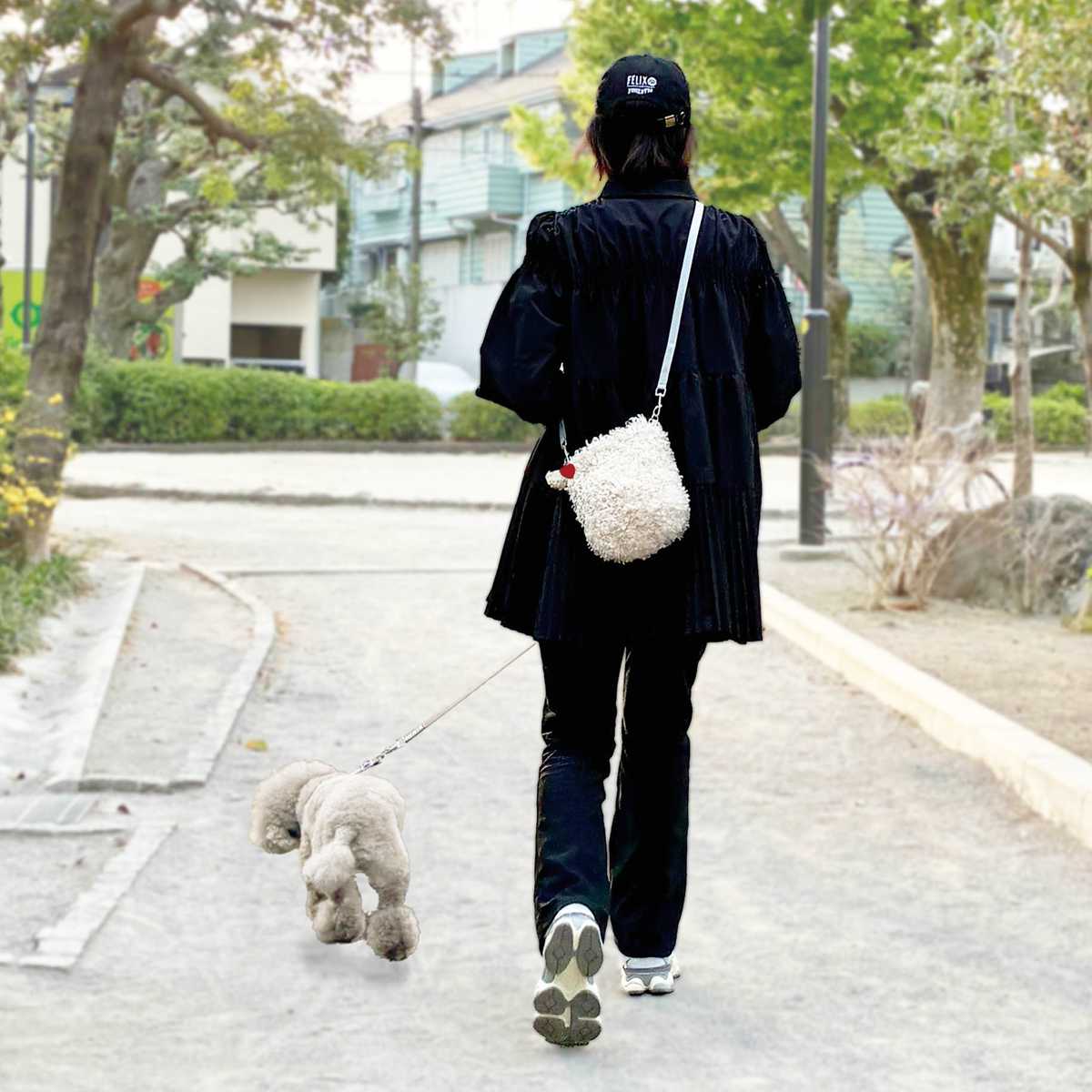 サコッシュ 2way トイプードル 肩ひも 調節可能 ( バッグ ポーチ ショルダー 犬 散歩 鞄 小物入れ 可愛い ふわふわ レディース メンズ ショルダーバッグ ショルダーポーチ サブバッグ 斜めがけ 肩掛け ポシェット ) 【ブラウン】 ブラウン