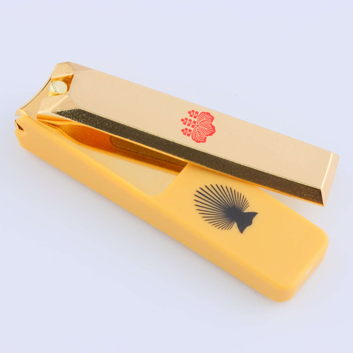 爪切り 武将爪切り豊臣秀吉 日本製 ( 関市 ニッケン刃物 やすり付き つめきり ネイルケア 爪 手 足 鉄製 爪きり ツメ切り ネイル 道具 指先 ケア 美容 身だしなみ プレゼント 男性 女性 )