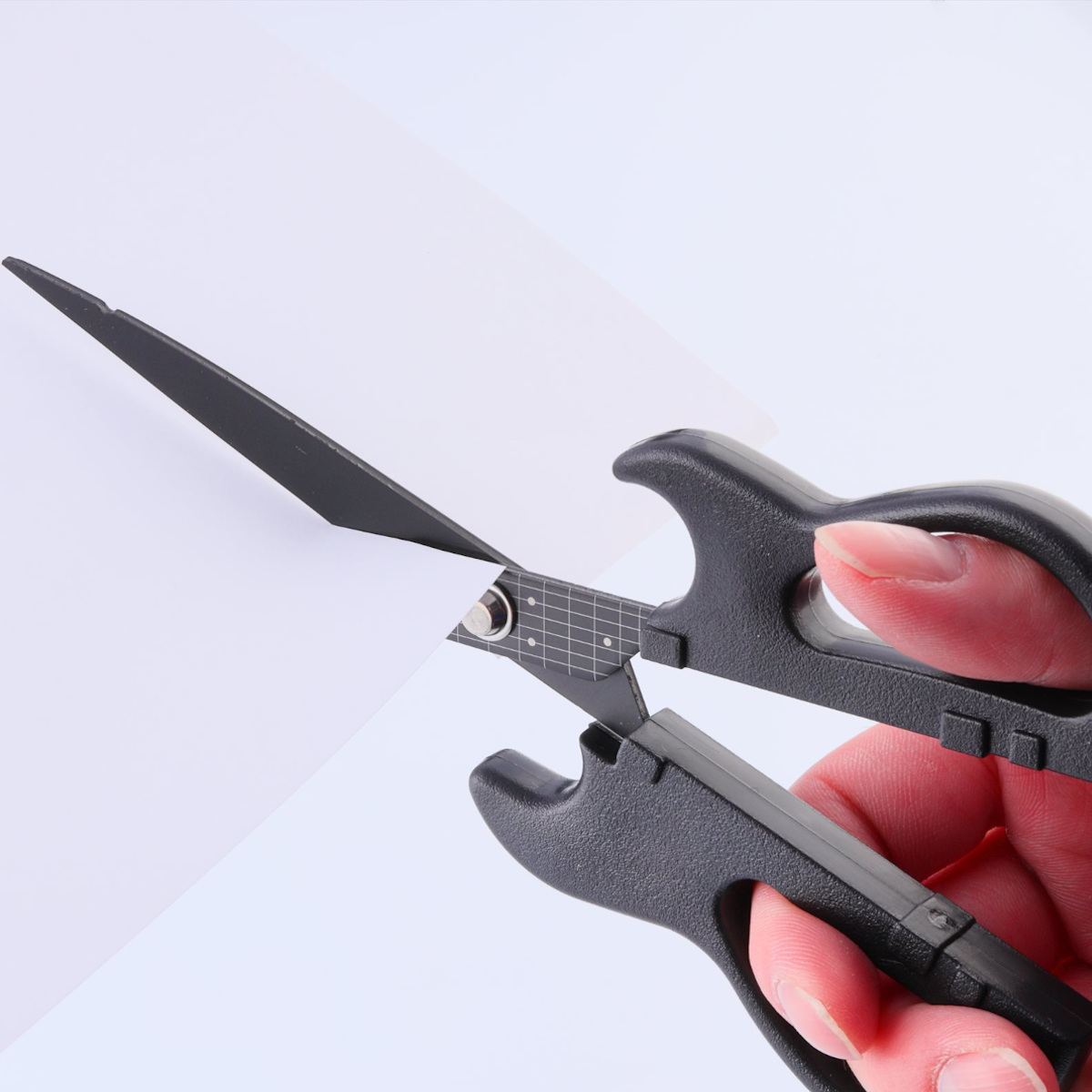 はさみ ギター ハサミ SekiSound スタンド付き 日本製 ( 鋏 カバー付き 楽器 文具 文房具 ステンレス刃 フッ素コート 関の刃物 ステーショナリー ベタつきにくい テープ カット 事務 作業 工作 DIY 雑貨 プレゼント ミニチュア ) 【ブラック】 ブラック