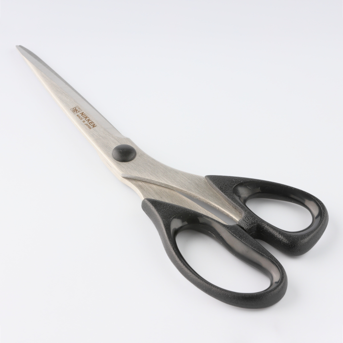 ハサミ ファインクロス 布切り はさみ 215mm 裁ちばさみ 日本製 （ クラフトハサミ 関の刃物 ステンレス刃 切る 布 裁縫 工作 洋裁 手芸用品 ハンドメイド用品 作業 DIY 道具 パッチワーク 縫製 ）