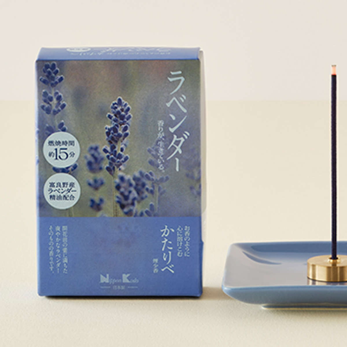 線香 かたりべ ミニ 白梅 ラベンダー ( お線香 日本香堂 お香 御香 煙少なめ 微煙 家庭用 15分燃焼 仏壇 お墓参り お彼岸 お供え 法事 仏前 ミニサイズ コンパクト 香り お悔み 新盆 お盆 お歳暮 法要 帰省 香典返し ) 【ラベンダー】 ラベンダー