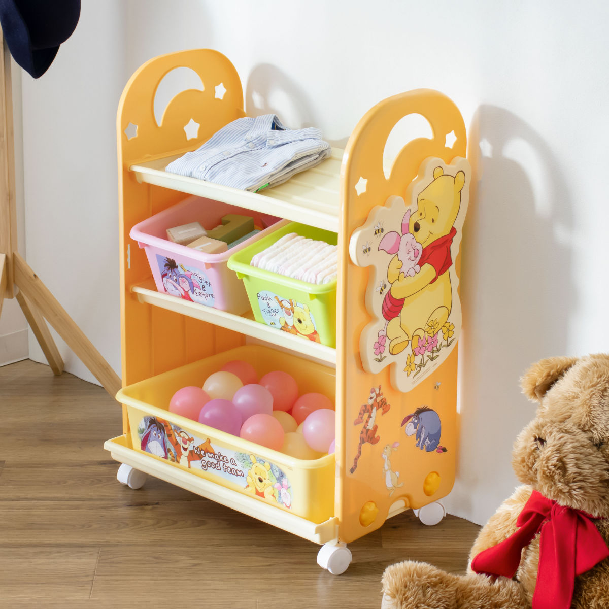 おもちゃ 収納ラック 3段 くまのプーさん トイステーション ( 収納 棚 収納ボックス おもちゃ箱 キャスター付き 絵本 ラック お片付け 子供部屋 ディズニー Disney プーさん pooh )