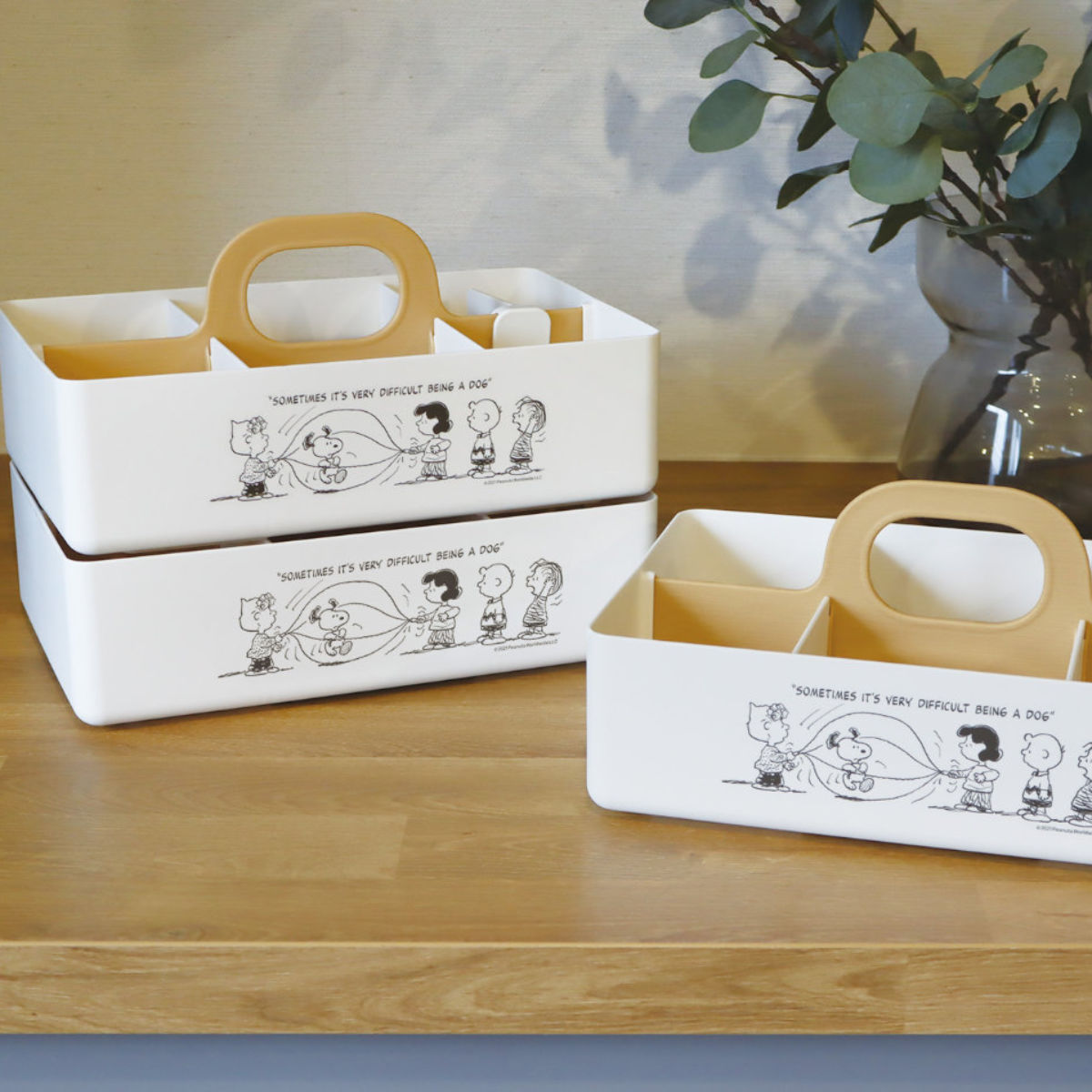 収納ボックス スヌーピー モッテケース 幅28×奥行18.5×高さ13.5cm ( SNOOPY 小物収納 ハンドル付き 収納ケース 仕切り付き 日本製 小物ケース 小物入れ PEANUTS スタッキング 積み重ね メイクボックス 整理 整頓 キッチン ) 【ベージュ】 ベージュ