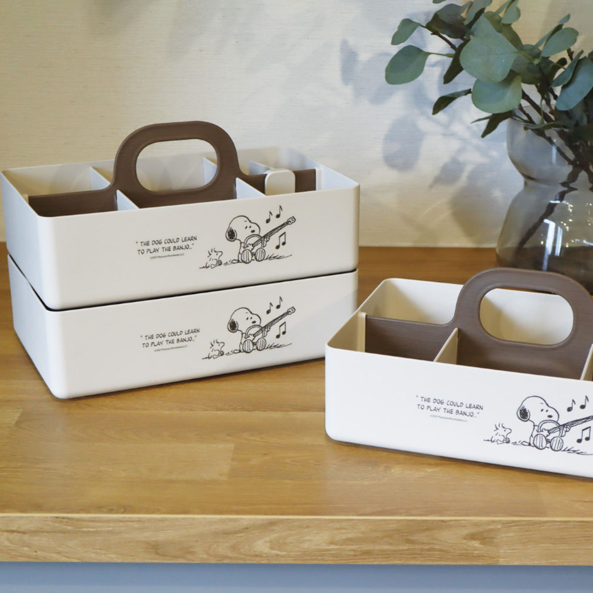 収納ボックス スヌーピー モッテケース 幅28×奥行18.5×高さ13.5cm ( SNOOPY 小物収納 ハンドル付き 収納ケース 仕切り付き 日本製 小物ケース 小物入れ PEANUTS スタッキング 積み重ね メイクボックス 整理 整頓 キッチン ) 【ベージュ】 ベージュ