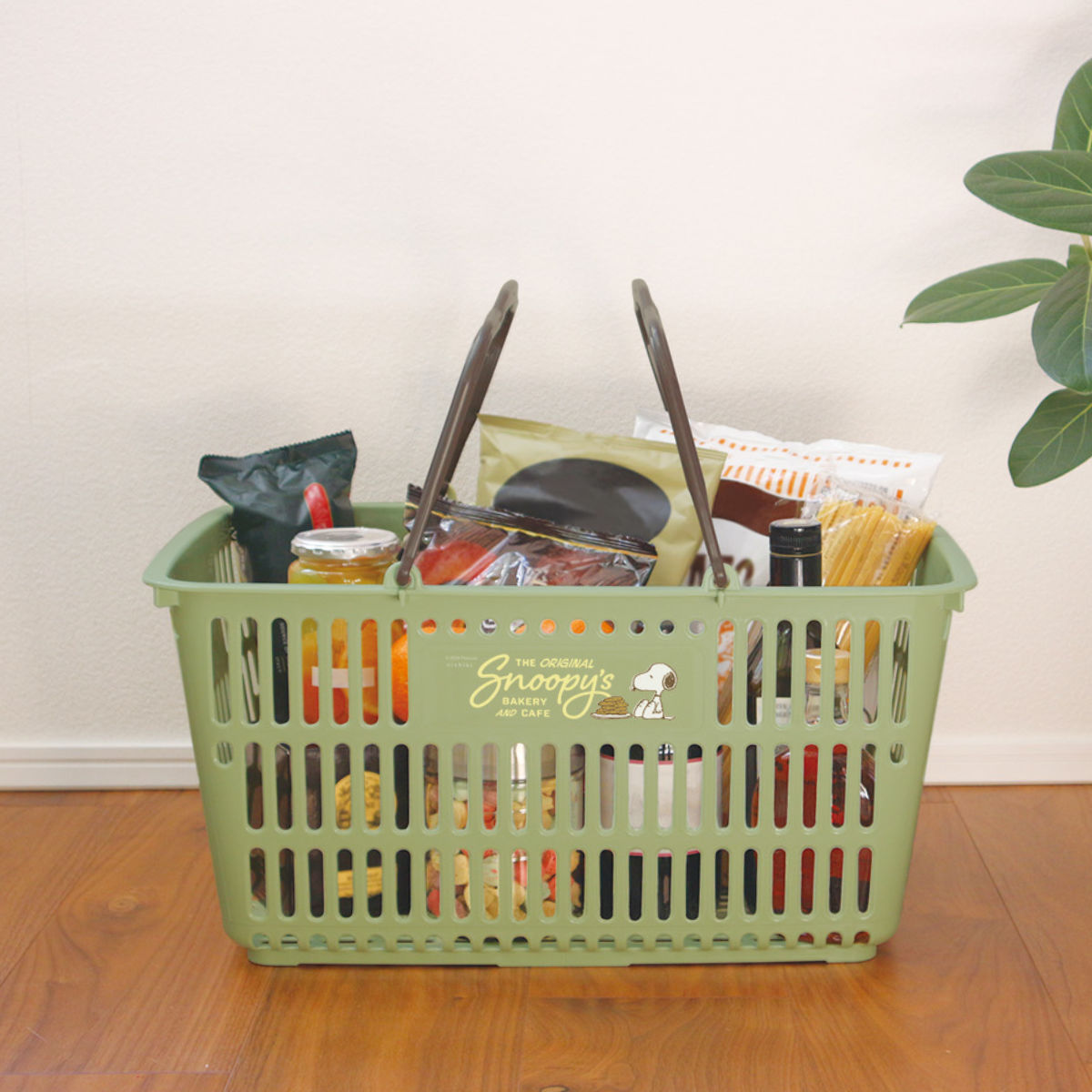 レジかご スヌーピー ショッピング10 買い物 幅49.5×奥行35×高さ24cm ( バスケット 収納 買い物かご マイバスケット ショッピングバスケット SNOOPY 収納バスケット ショッピング エコバッグ かご カゴ プラスチック製 ) 【ベージュ】 ベージュ