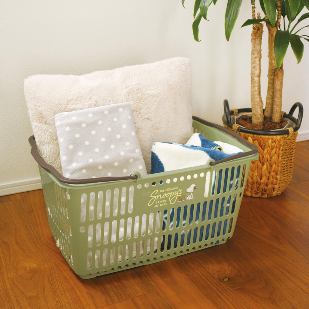 レジかご 3個セット スヌーピー ショッピング10 買い物 幅49.5×奥行35×高さ24cm ( バスケット 収納 買い物かご マイバスケット ショッピングバスケット SNOOPY 収納バスケット ショッピング エコバッグ かご カゴ プラスチック製 ) 【イエロー】 イエロー