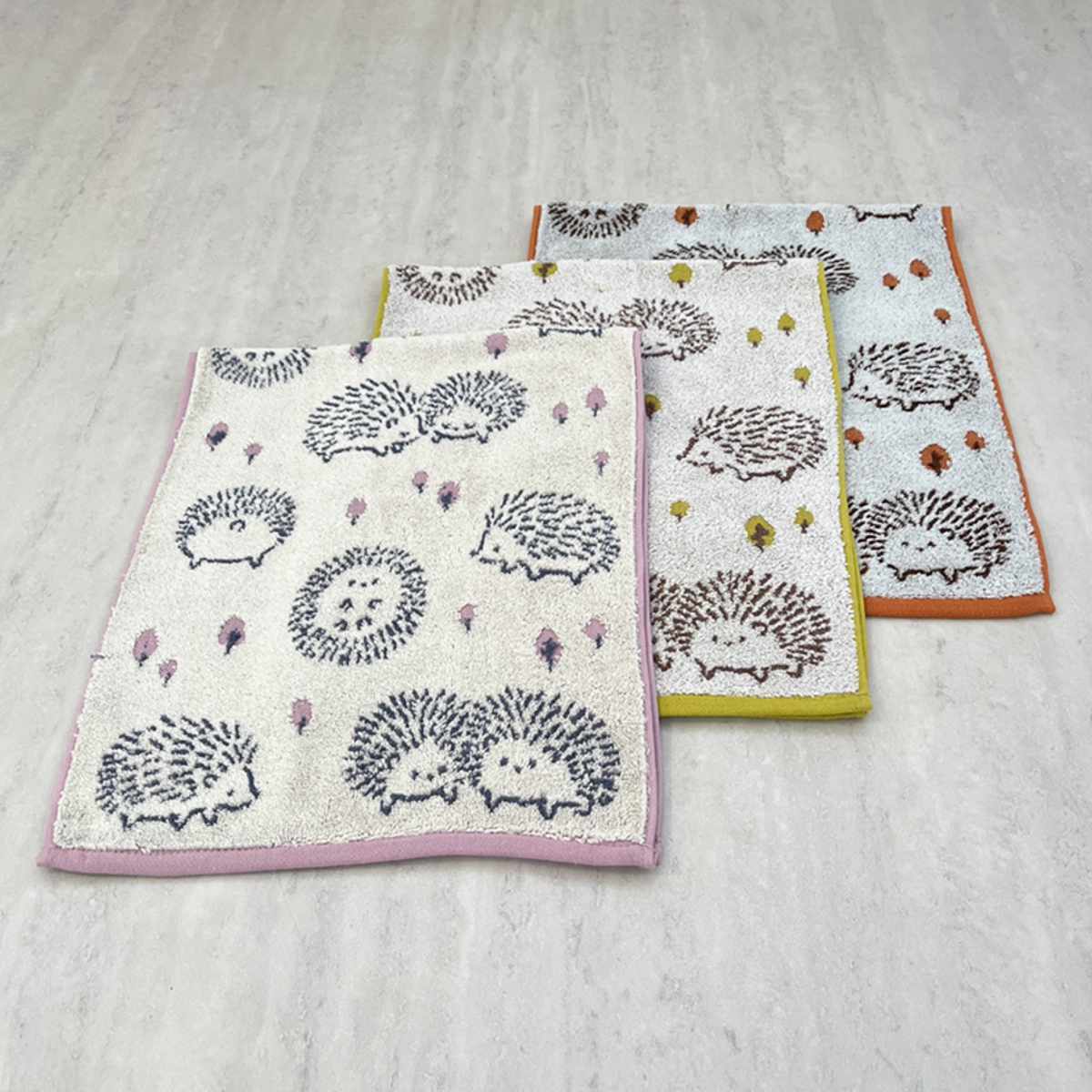 タオル ナチューラファブリカ ハリズ フェイスタオル 34×80cm ( 顔拭きタオル たおる 綿100% 吸水 ハリネズミ ジャガード織 デイリータオル 汗拭き ふんわり 34×80 アニマル オレンジ ピンク イエロー ) 【イエロー】 イエロー